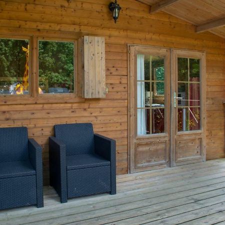 Camping Des Rochers Des Parcs Hotel Clecy Bagian luar foto