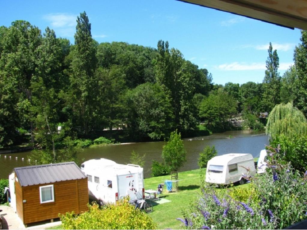 Camping Des Rochers Des Parcs Hotel Clecy Bagian luar foto