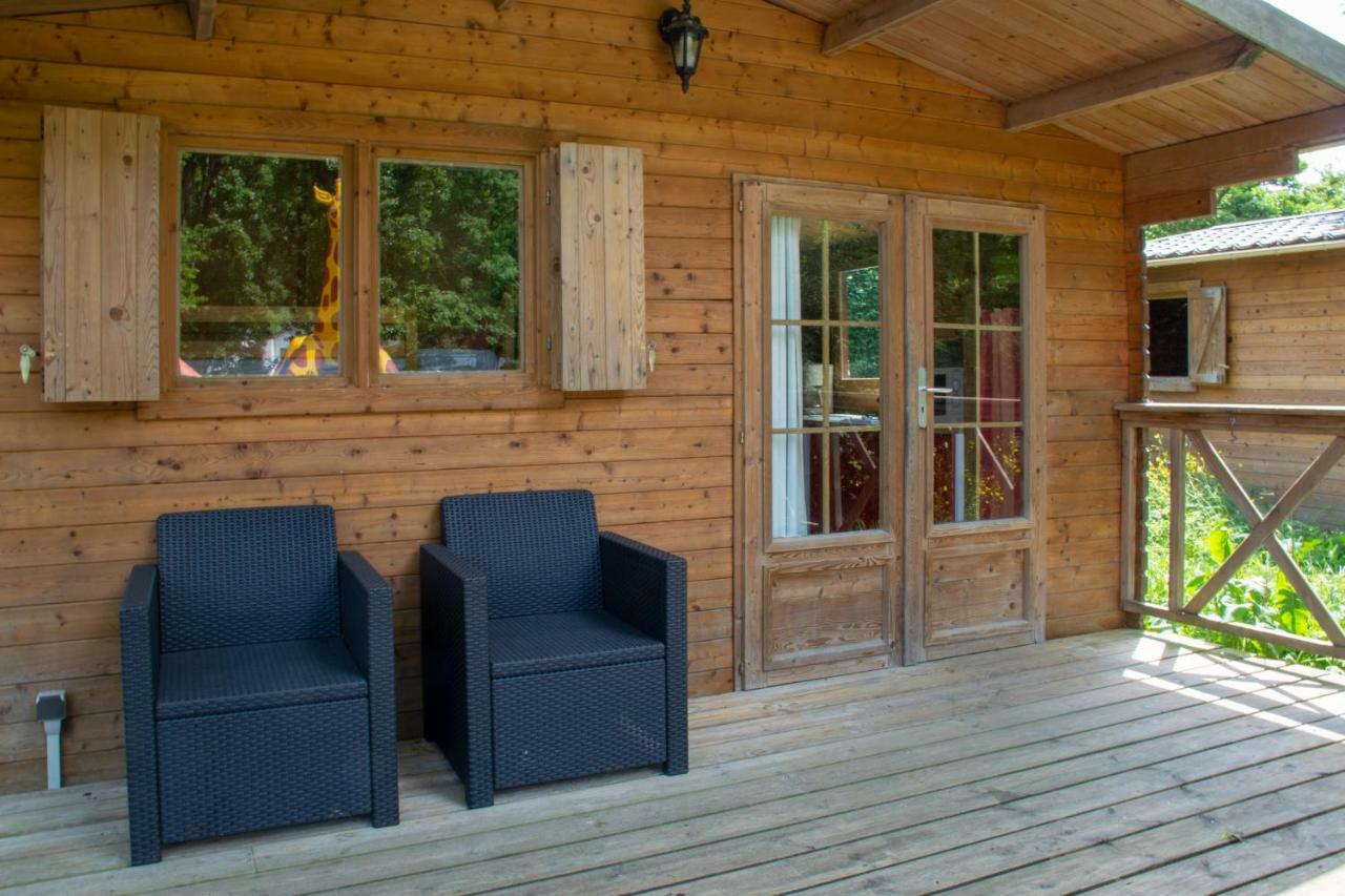 Camping Des Rochers Des Parcs Hotel Clecy Bagian luar foto
